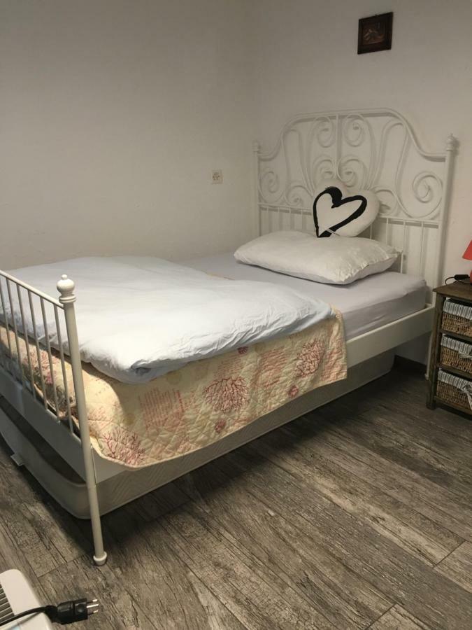 Apartament Studio Tati La Neuveville Zewnętrze zdjęcie
